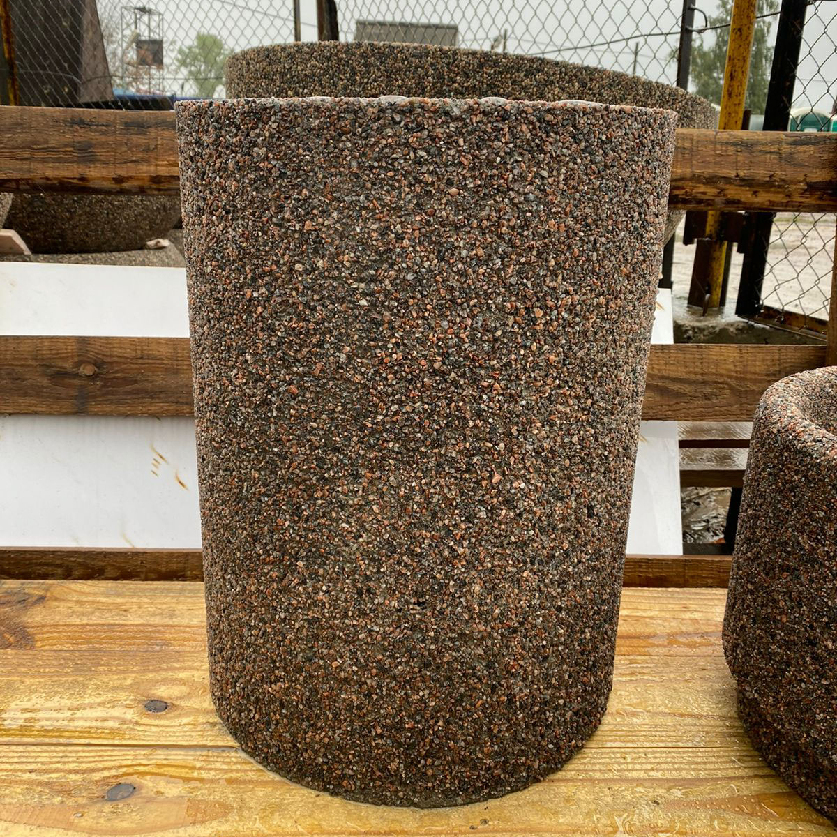 столб цилиндр 39×52 речной гравий мытый бетон